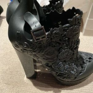 SOLD Melisa Brand Collab Herchovitch And Alexandre